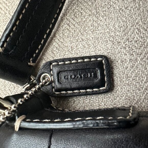Coach Black Leather Crossbody Bag – Excellent Condition - Picture 2 of 6